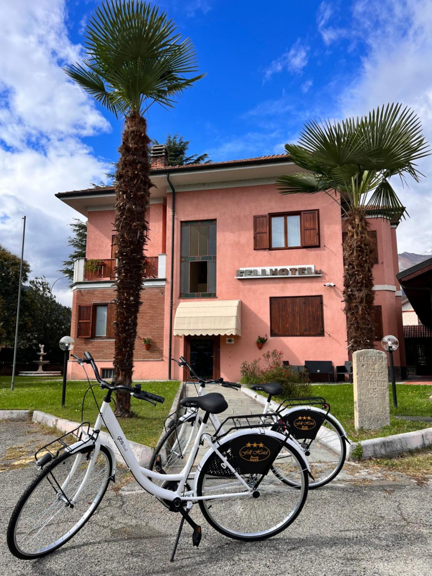 Fell Hotel Susa Eksteriør billede